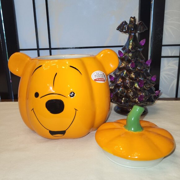 Disney Winnie The Pooh Halloween Pumpkin Cookie Jar - Picture 3 of 8